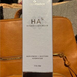 SkinMedica Silver Reflective HA Hydra Collagen Replenish Box